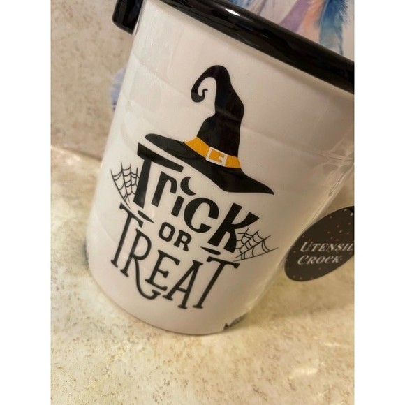 HALLOWEEN KITCHEN DECOR - Picture 2 of 8